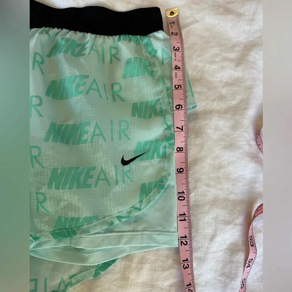Nike Aqua Black Running Shorts Dri-FIT Athletic Workout Training Size Small